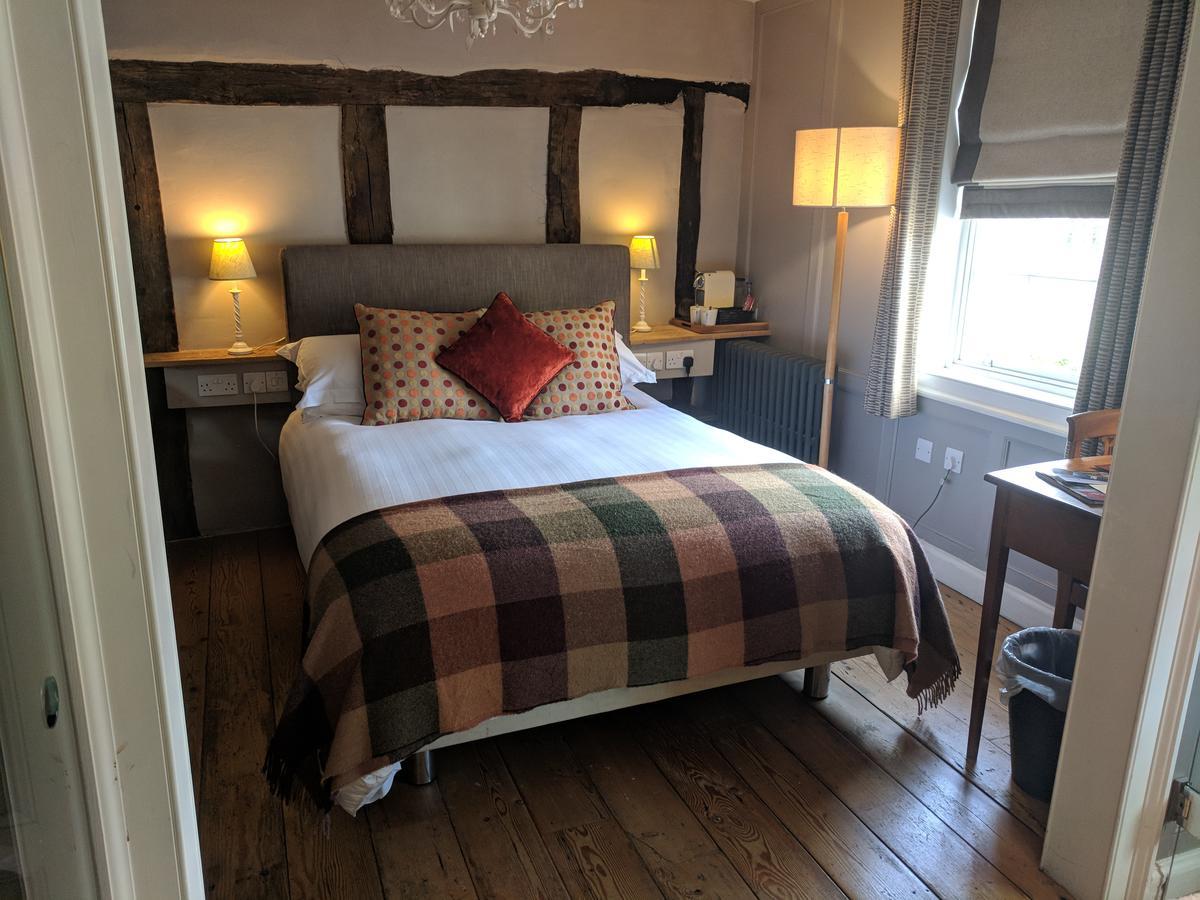 The Wellington Hotel Welwyn Ngoại thất bức ảnh
